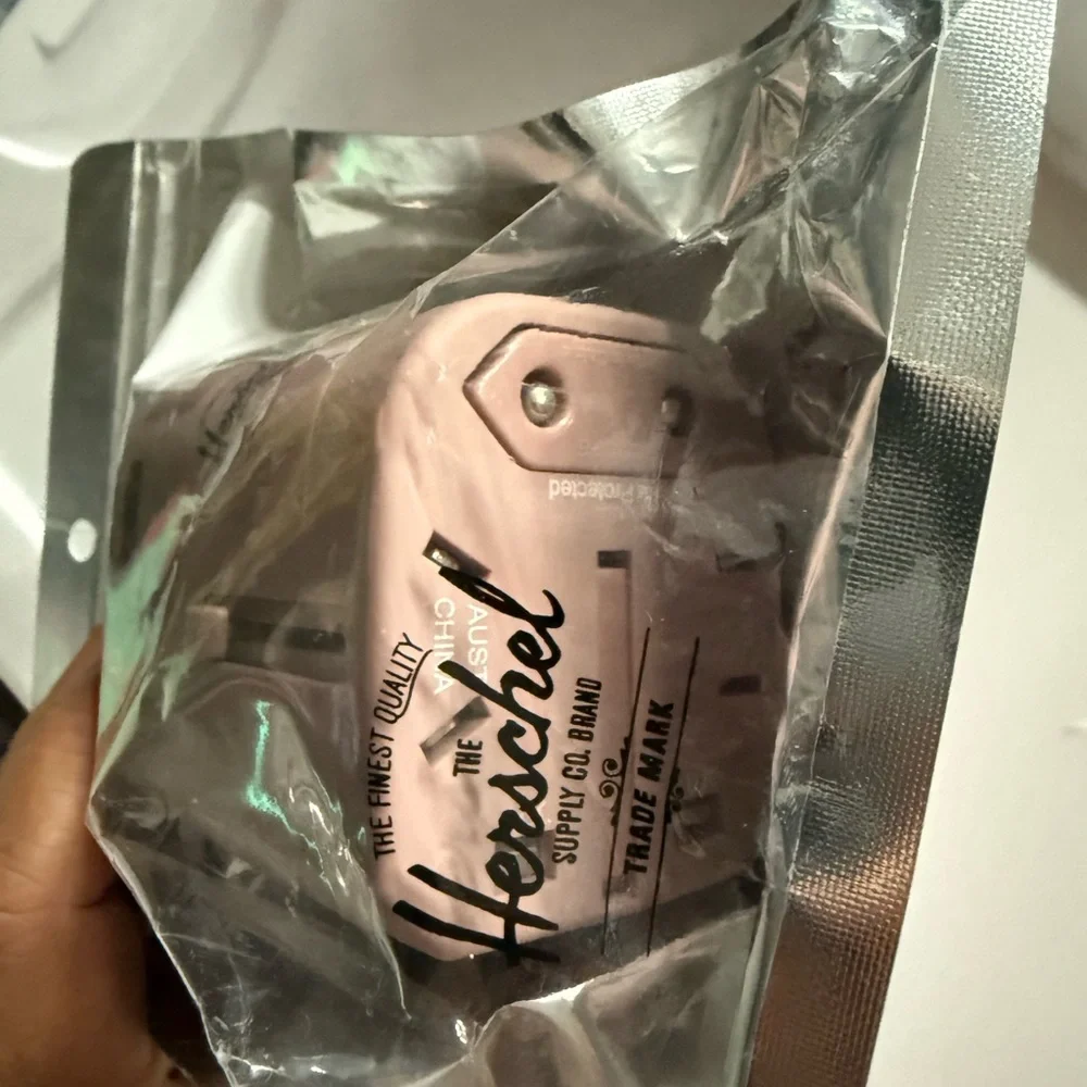 Hershel Supply Travel Universal Adapter